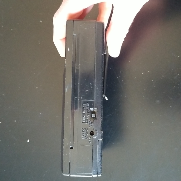 Sanyo AM/FM Stereo Cassette Player with 3 Band Equalizer MGR74 - Picture 5 of 6